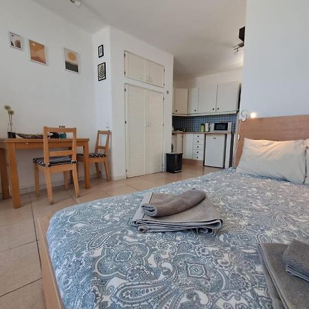 Comfortable Lucy Apartment 706 With Amazing Sea-View 卡门港 外观 照片