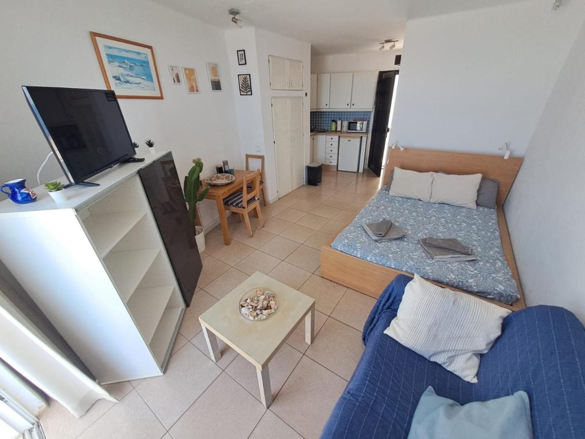 Comfortable Lucy Apartment 706 With Amazing Sea-View 卡门港 外观 照片