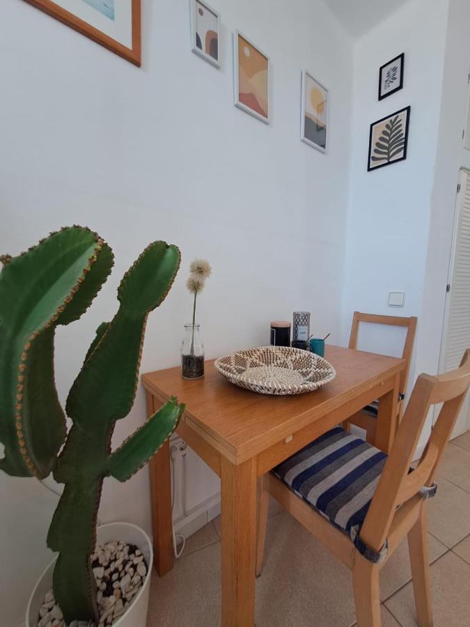 Comfortable Lucy Apartment 706 With Amazing Sea-View 卡门港 外观 照片